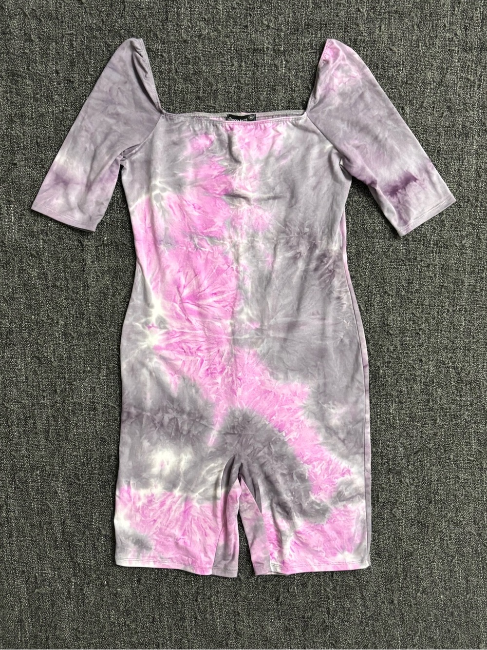NWOT Sz M Tie-Dye Purple Short Sleeve Romper Jumpsuit